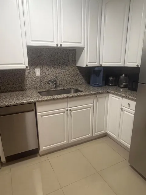 340 NW 19th Street #Unit 209