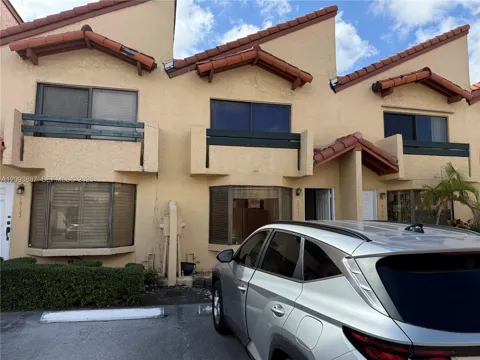 10120 SW 77th Ct #10120