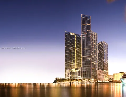 485 BRICKELL AVE #3303