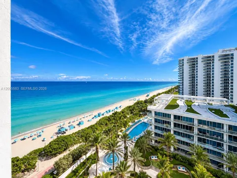 6801 Collins Ave #1112