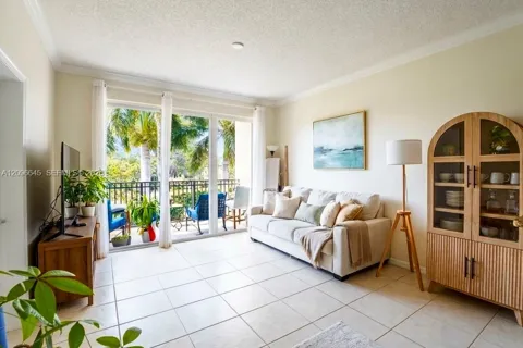 26 Royal Palm Way #304