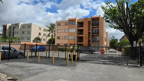 325 NW 72nd Ave #301