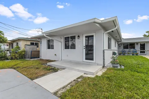3311 SW 90th Ave #1