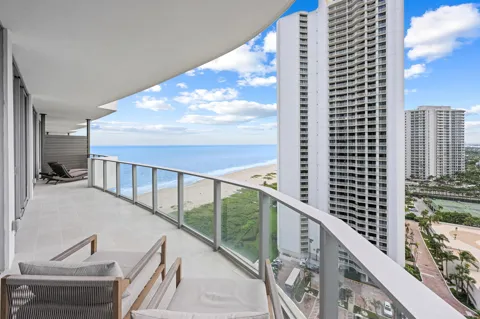3100 Ocean Drive #H1707