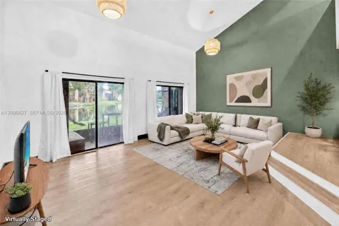 4171 SW 85th Ave