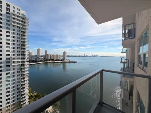 1155 Brickell Bay Dr #2006