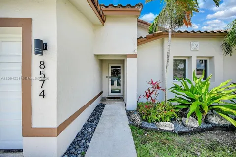 8574 SW 211th Ter