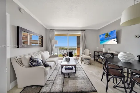 2951 S Bayshore Dr #1101