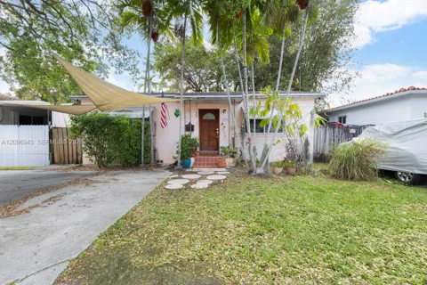 2710 SW 28th Ct