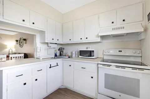 6091 NW 61ST AVENUE #307