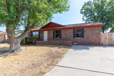 3725 Trinity Lane