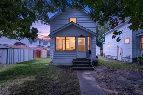 704 Orange Street