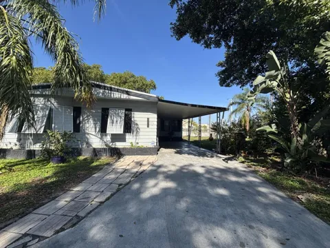 3271 Fairway Drive