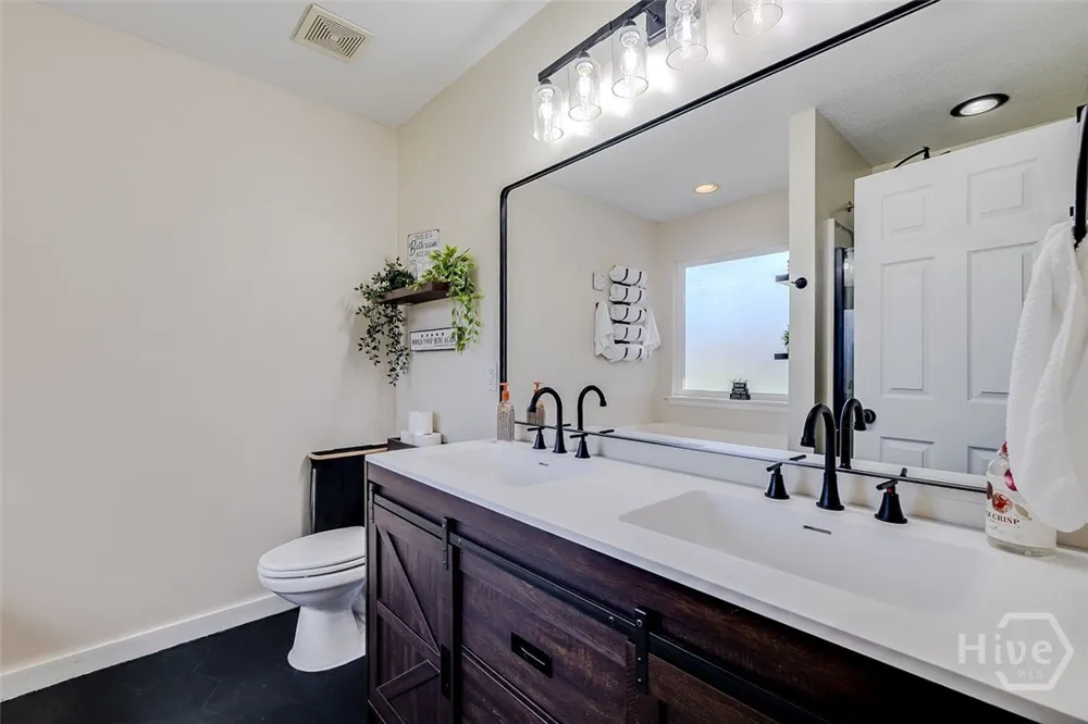 145 Abigail Circle Ellabell, GA 31308