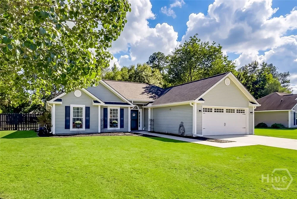 145 Abigail Circle Ellabell, GA 31308
