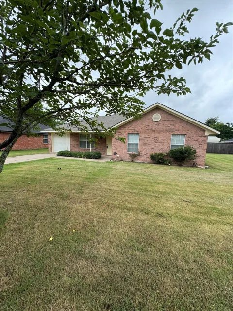 1109 Riggins Street