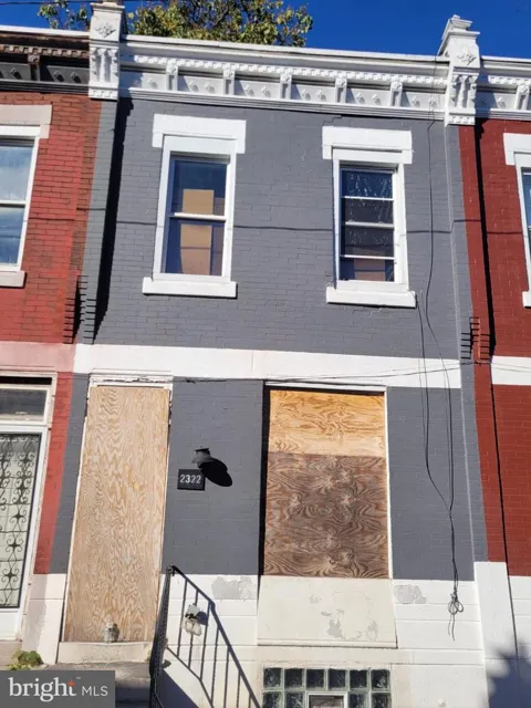 2322 GRATZ STREET
