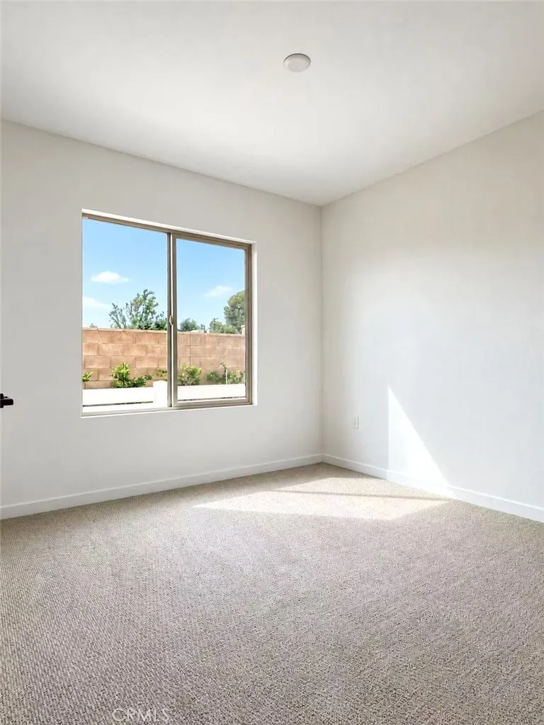 1313 Pinecrest Paseo Ontario, CA 91762