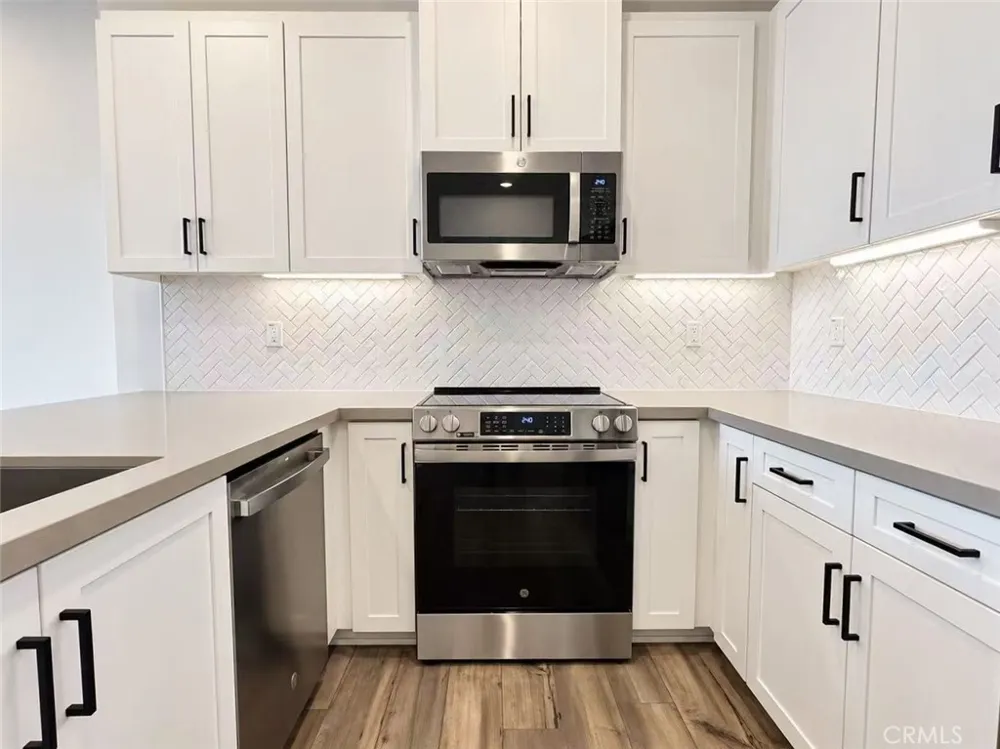 1313 Pinecrest Paseo Ontario, CA 91762