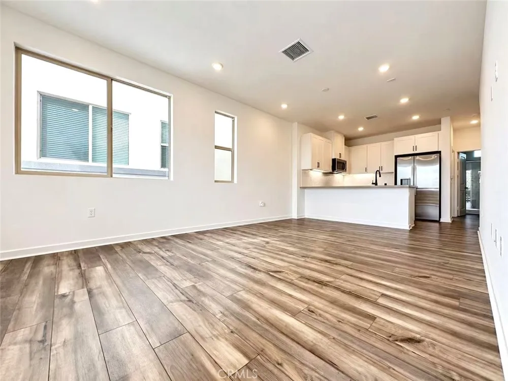 1313 Pinecrest Paseo Ontario, CA 91762