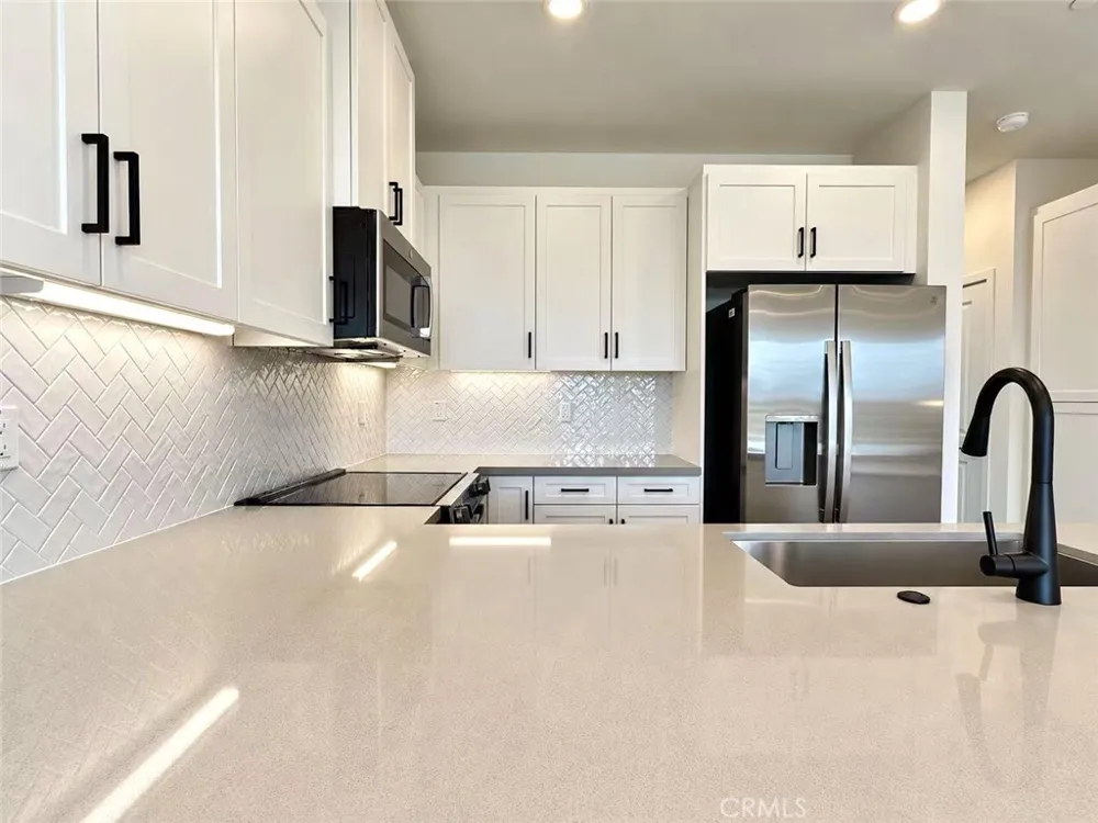 1313 Pinecrest Paseo Ontario, CA 91762