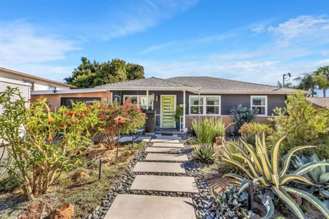 8127 Golden Ave