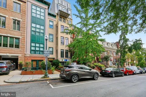 1819 BELMONT ROAD NW #4