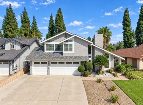 1445 E Bermuda Dunes