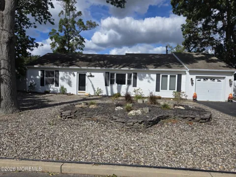 1934 Birchbark Place