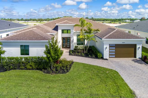 10253 CANTER CREEK COURT