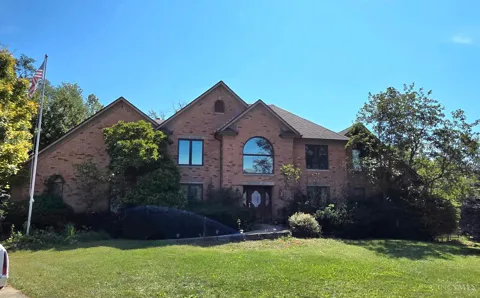 2560 Mahogany Trail