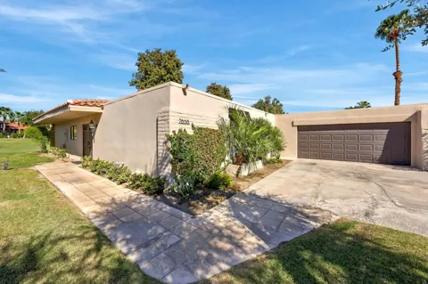 78118 Lago Drive