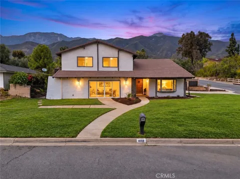 9086 Hillside