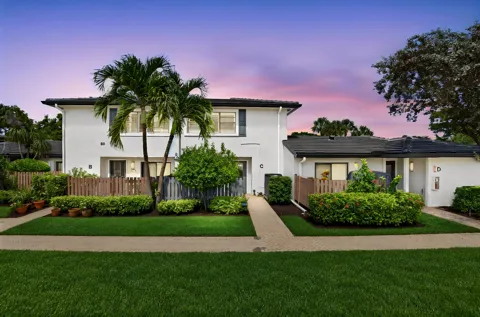 28 Southport Lane #C