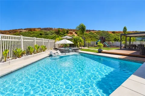 31245 Ivy Hill Court