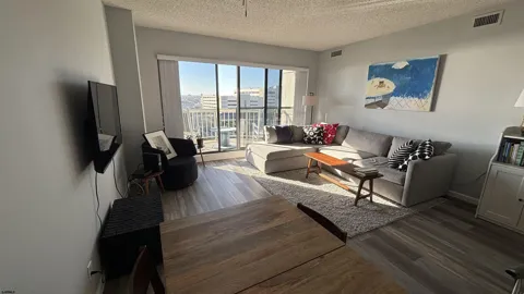 3101 Boardwalk Ave