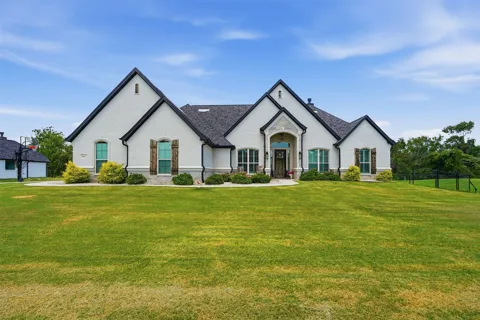 655 Winkler Way