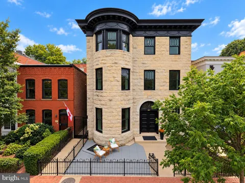 807 A STREET NE #101