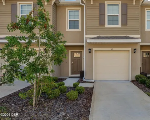 53 Bella Lago Circle