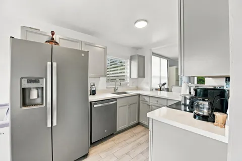 5860 NW 64TH AVENUE #201