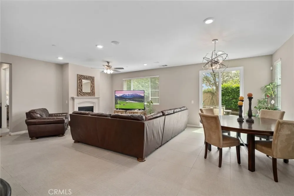 13101 Baxter Springs Rancho Cucamonga, CA 91739