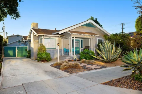 387 Coronado
