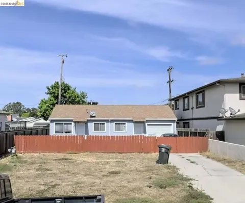 251 E Romie LN