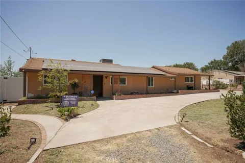 1591 W Persimmon