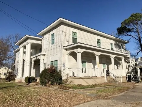 3720 Sockwell Boulevard