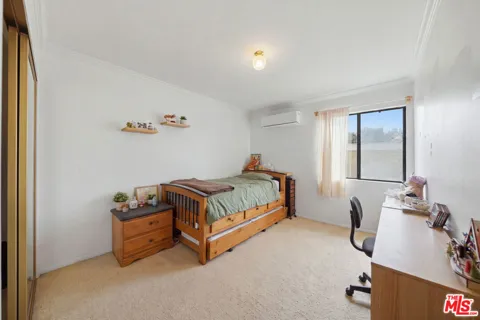 2325 20th Street #3