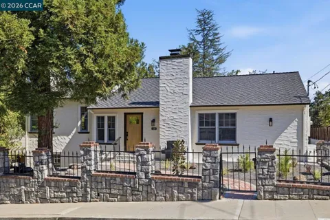 430 Adams Way