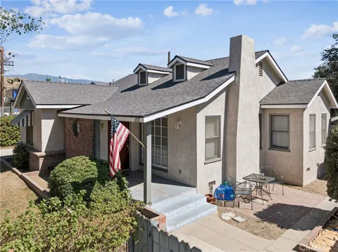 6925 Barton
