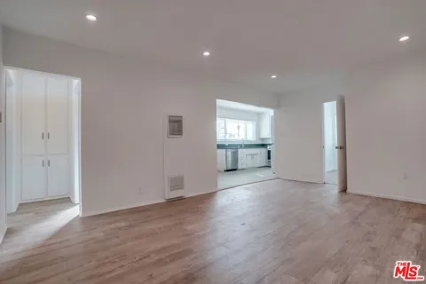 629 Hardin Drive #3