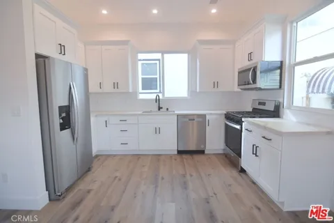 332 S Detroit Street #1/2